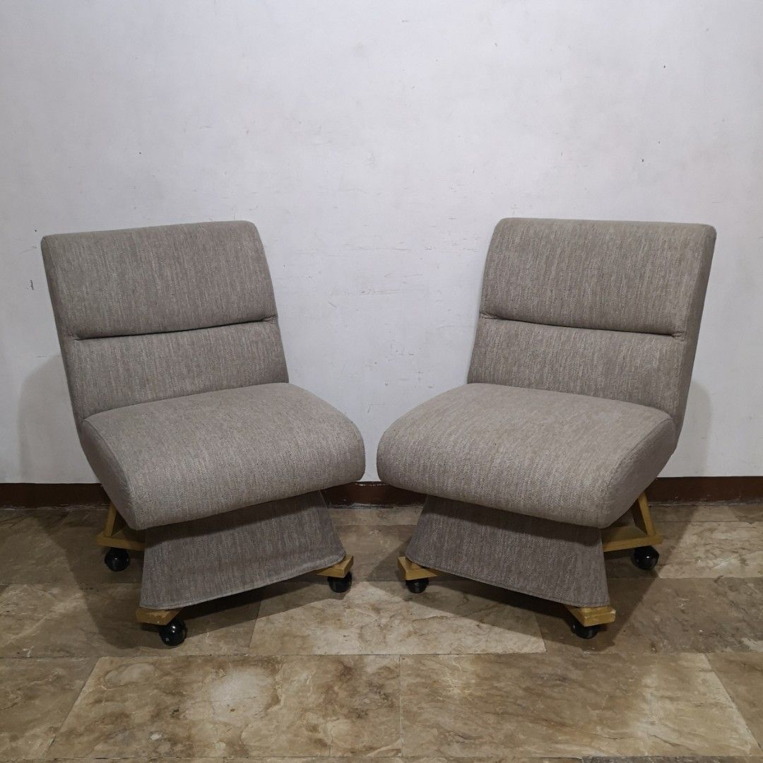 Rolling sofa chair deals