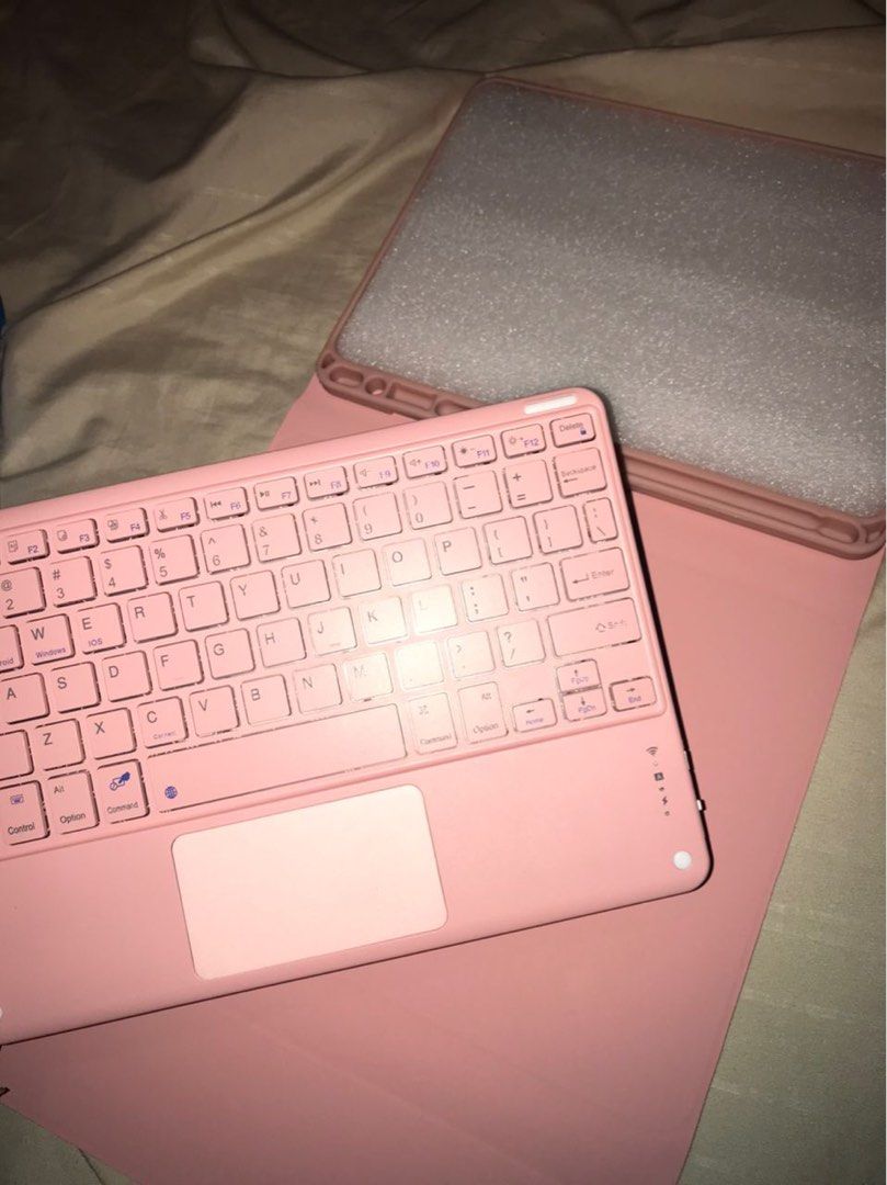 NIXXOS SMART KEYBOARD PINK KEYBOARD FOR IPAD AIR 4 IPAD AIR 5
