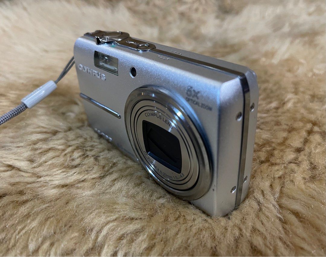 Olympus FE200 Digital Camera, Photography, Cameras on Carousell