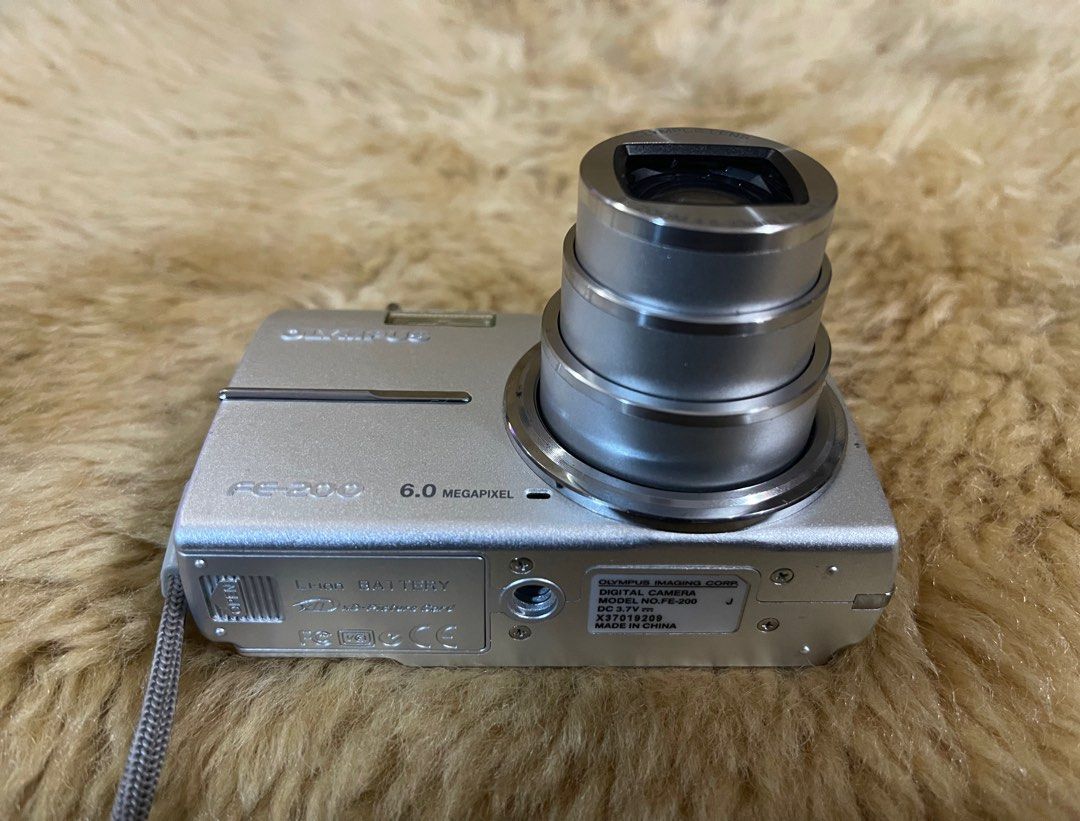 Olympus FE200 Digital Camera, Photography, Cameras on Carousell