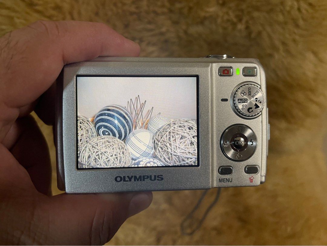 Olympus FE200 Digital Camera, Photography, Cameras on Carousell