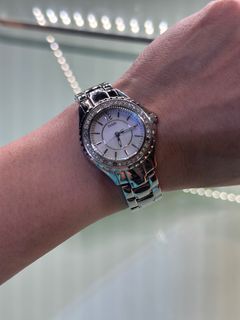Original GUESS Watch Mother of Pearl Dial & Embedded Rhinestones Accent