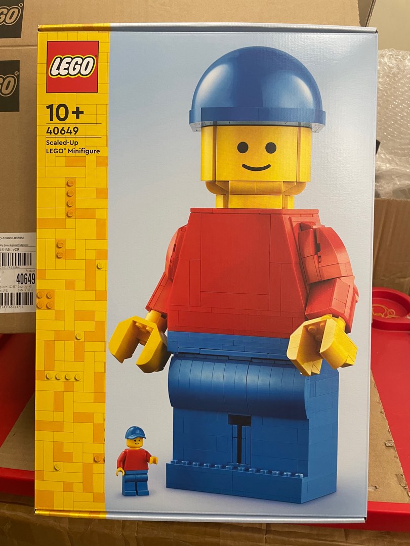 Original store lego man