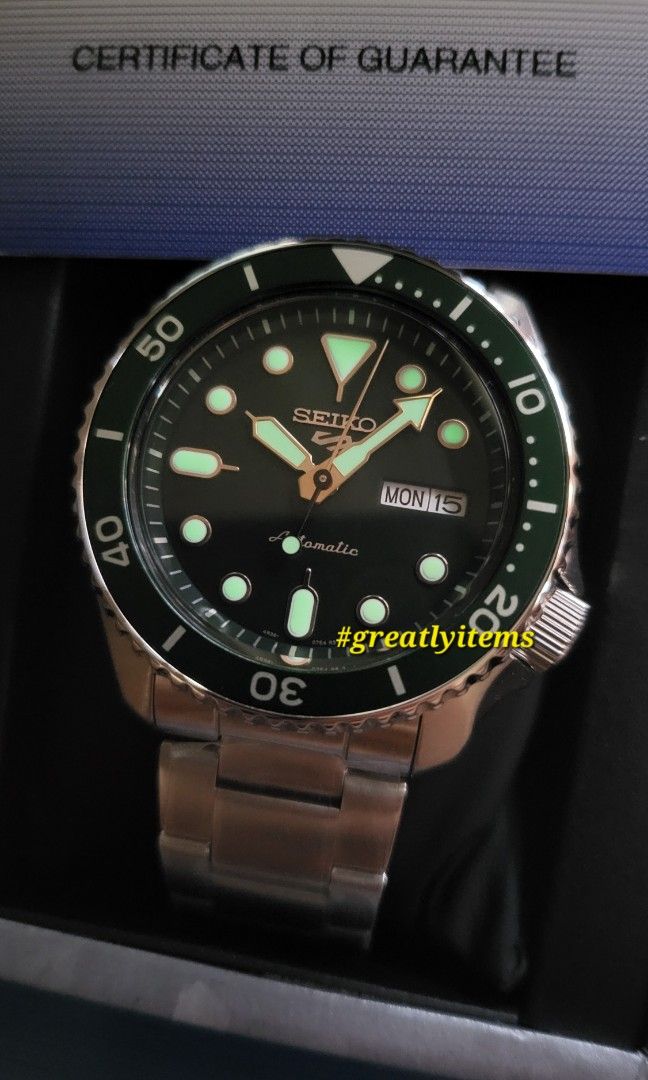 Seiko 5 sports style automatic hotsell srpd63k1
