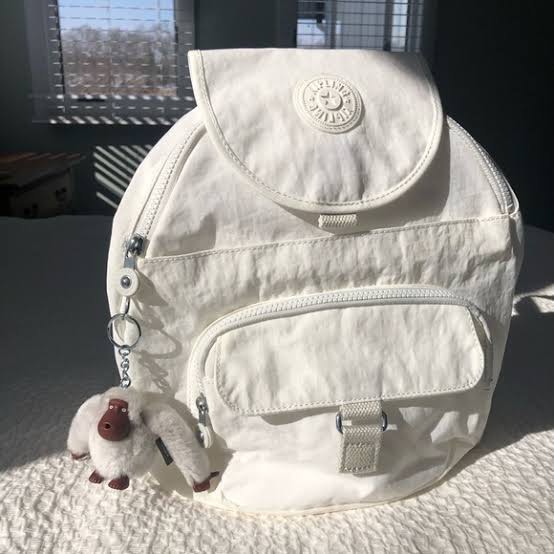 Kipling dazz white best sale