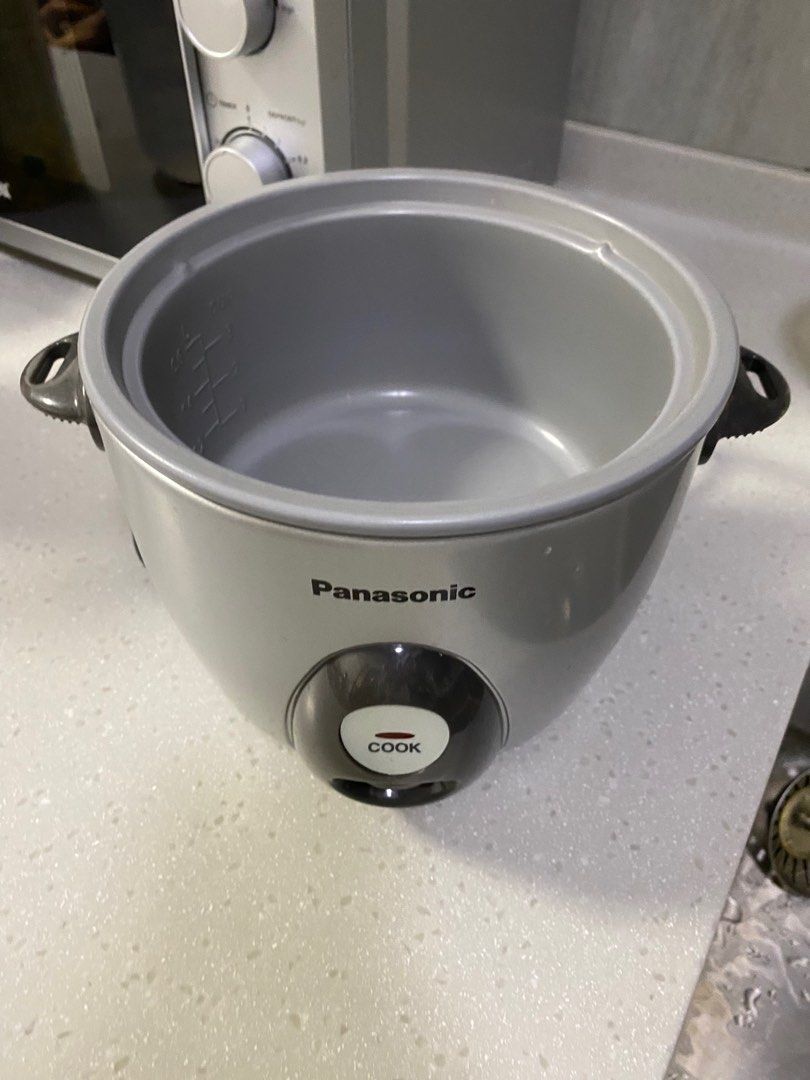 Panasonic rice cooker/steamer 0.6L, TV & Home Appliances, Kitchen