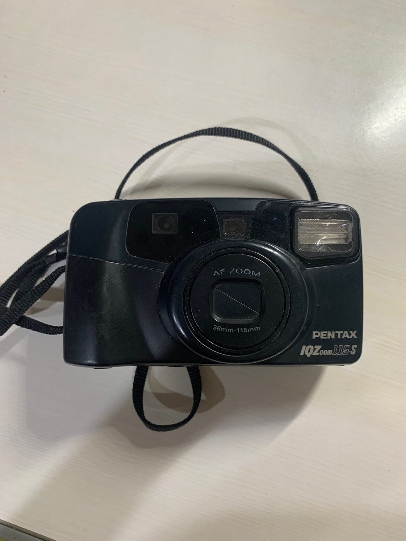 Pentax IQZoom 115S (35mm film camera) + FREE battery, Photography