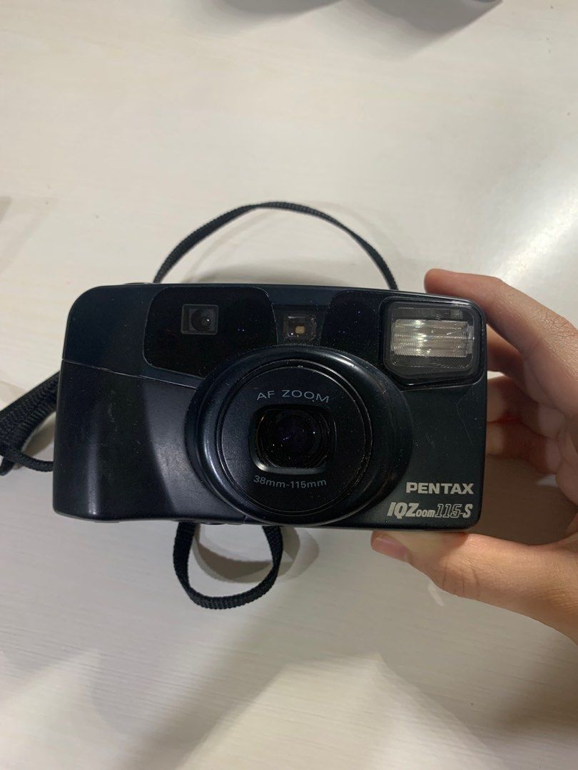 Pentax IQZoom 115S (35mm film camera) + FREE battery, Photography