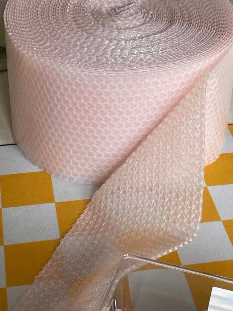 Pink heart shape Bubble wrap kpop mailing materials, Hobbies & Toys