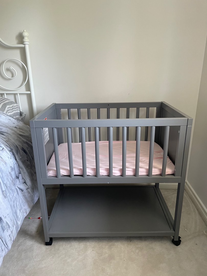 Babyletto Origami Mini Portable Mini Crib Portable Crib White