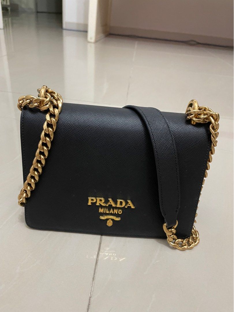 Cdoluxe onlineph - Authentic Prada saffiano nero chain bag Excellent  condition with complete inclusion 37k only