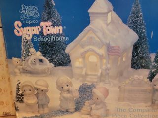 Precious Moments Sugar Town 絕版陶瓷校園School house complete set