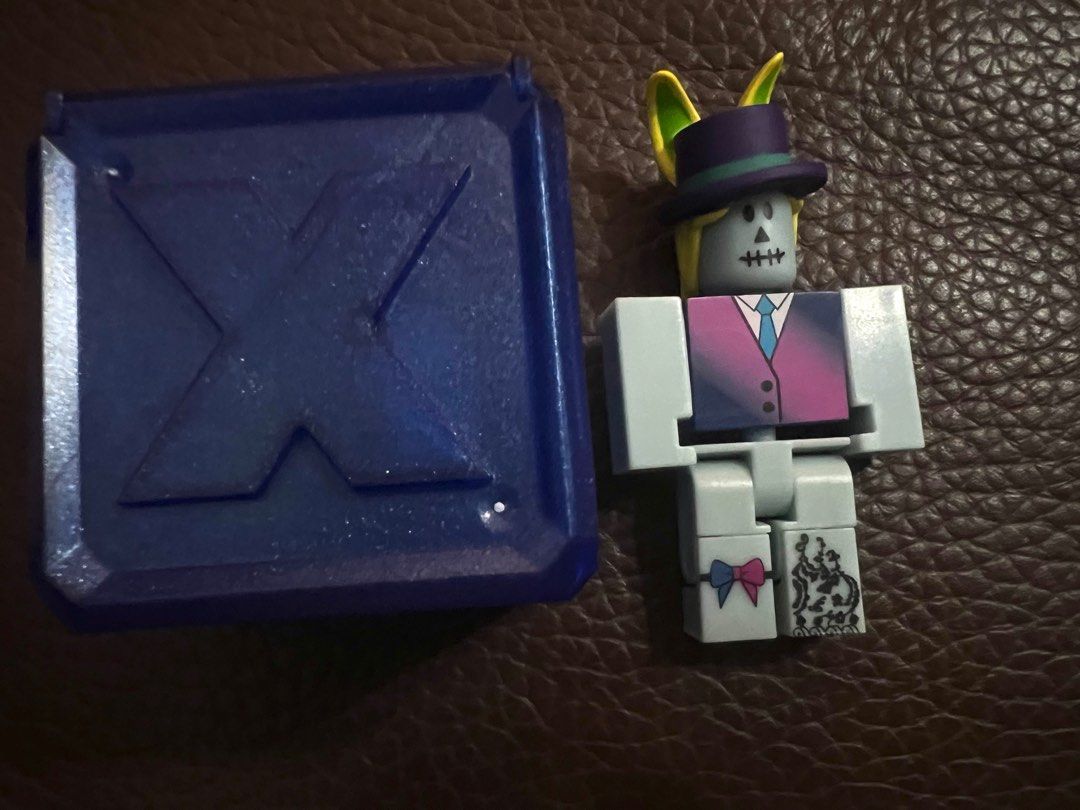 Roblox Celebrity Series 2 Mystery Blue Blind Box Kids Toys Figures