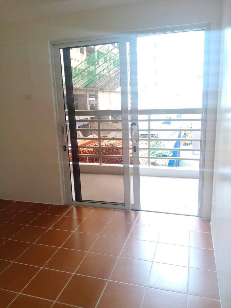 SANTA MESA MANILA CONDO 23BR RFO BI LEVEL RENT TO OWN CONDO MANILA SAN