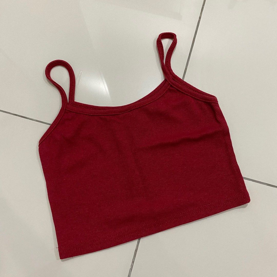 Singlets, Women's Fashion, Tops, Sleeveless on Carousell