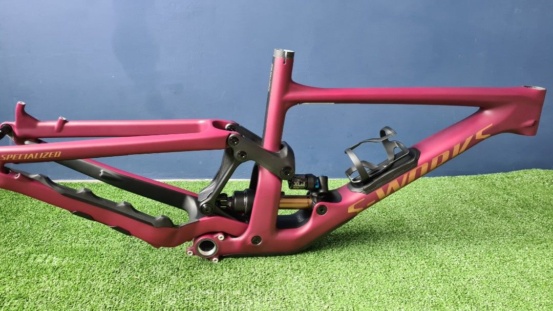 SPECIALIZED SWORKS Enduro 2022 S3 Frame only Sports Equipment