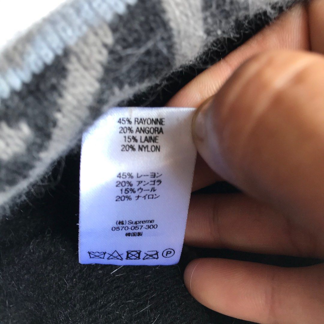 Supreme online beanie tag