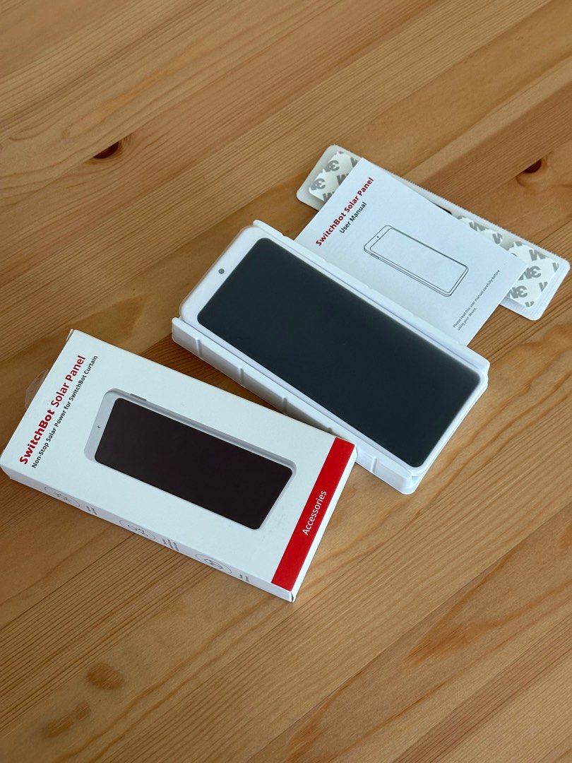 Switchbot Solar Panel (Category: Other Home Appliances) located in Singapore. Submitted by jflux (Listing ID 1237252608, Image 2). Description: Charger for Switchbot curtain with U/Rod/I models. White colour..
