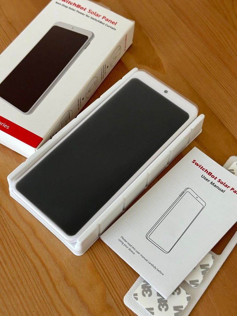 Switchbot Solar Panel (Category: Other Home Appliances) located in Singapore. Submitted by jflux (Listing ID 1237252608, Image 1). Description: Charger for Switchbot curtain with U/Rod/I models. White colour..