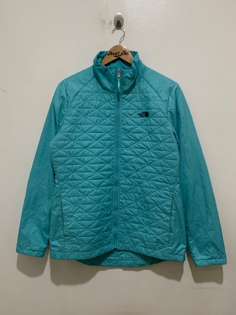 The North Face light puffer jacket, Women's Fashion, Coats, Jackets and