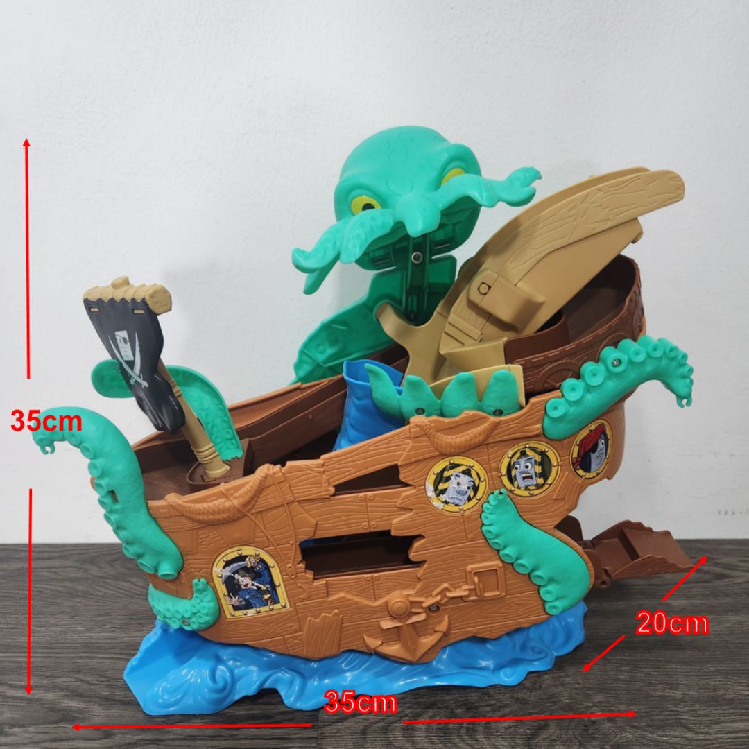 Thomas Friends Adventures Sea Monster Pirate Set
