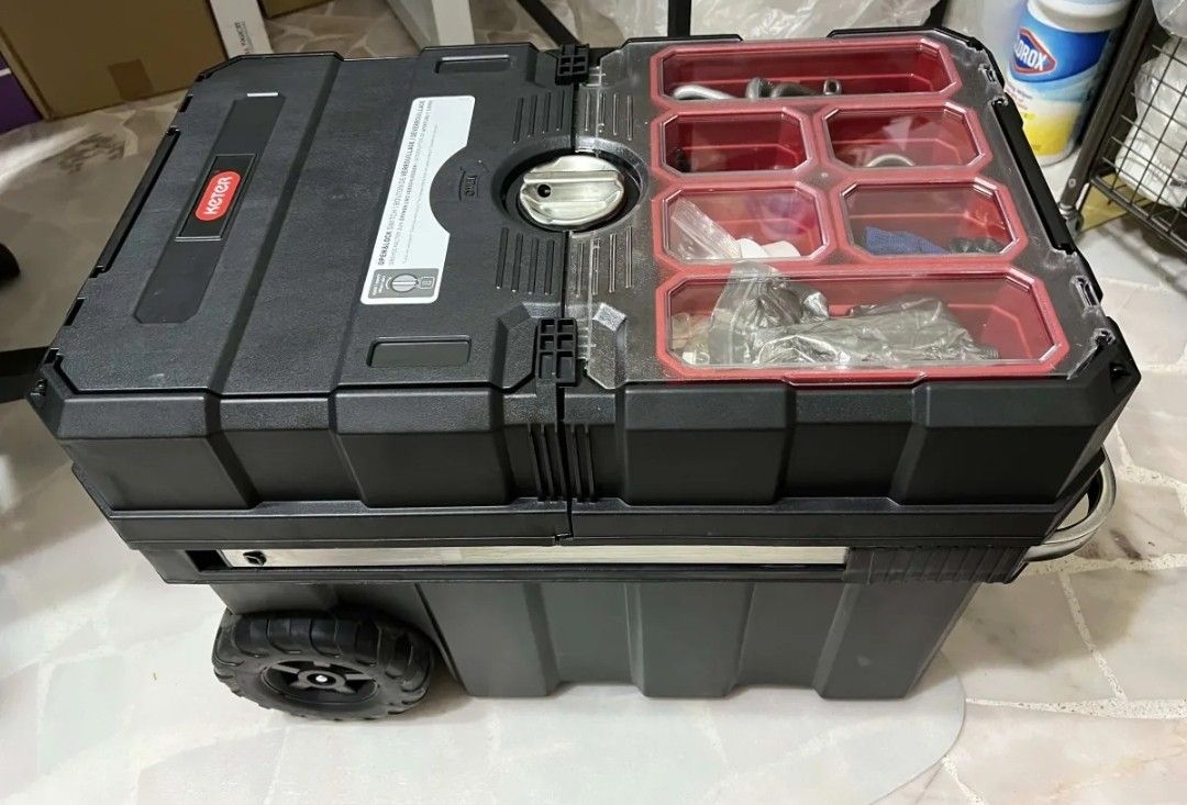Keter master cart rolling store tool box