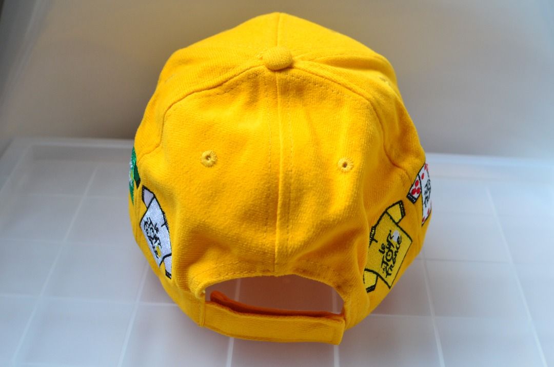 TOUR DE FRANCE OFFICIALLY LICENSED AND AUTHENTIC CAP BRAND NEW on