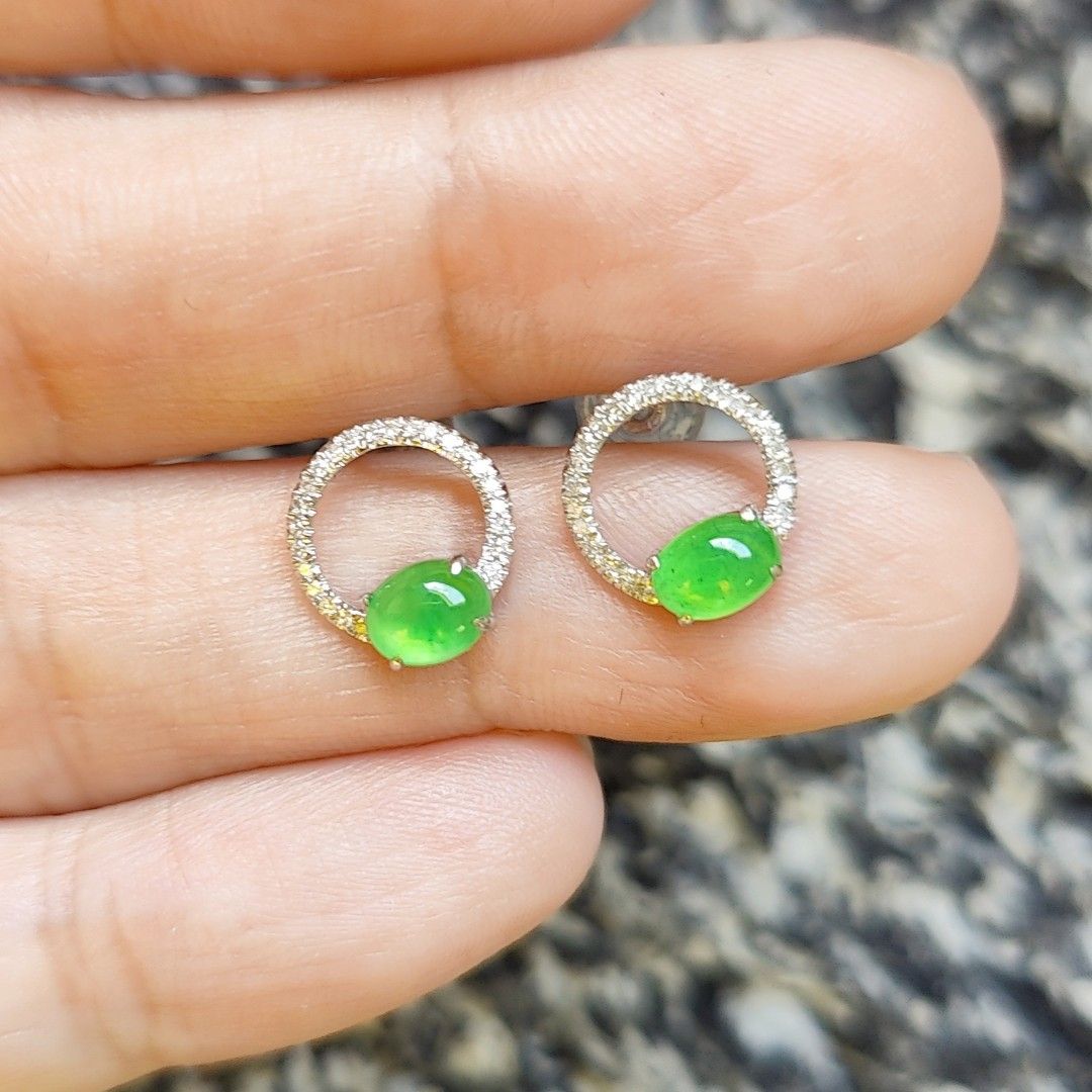 10 mm Round Green Jade Stud Earrings in 14K Gold Filled – Sada Jewels