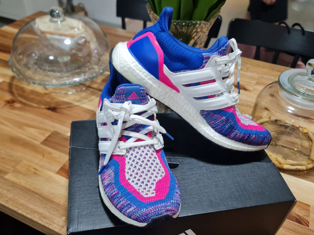 Ultraboost multicolour hotsell