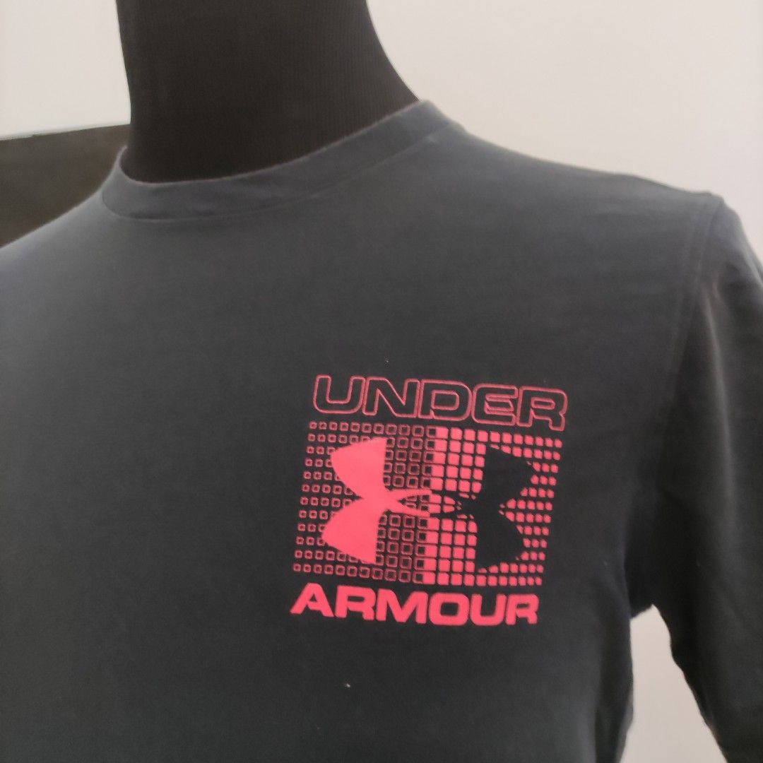 Under armour tshirt, Men's Fashion, Tops & Sets, Tshirts & Polo