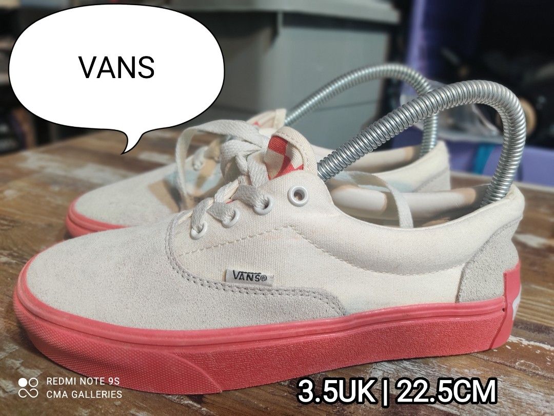Mickey 9s hotsell vans