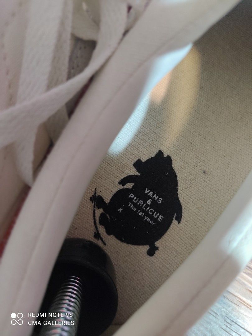 Mickey 9s hotsell vans