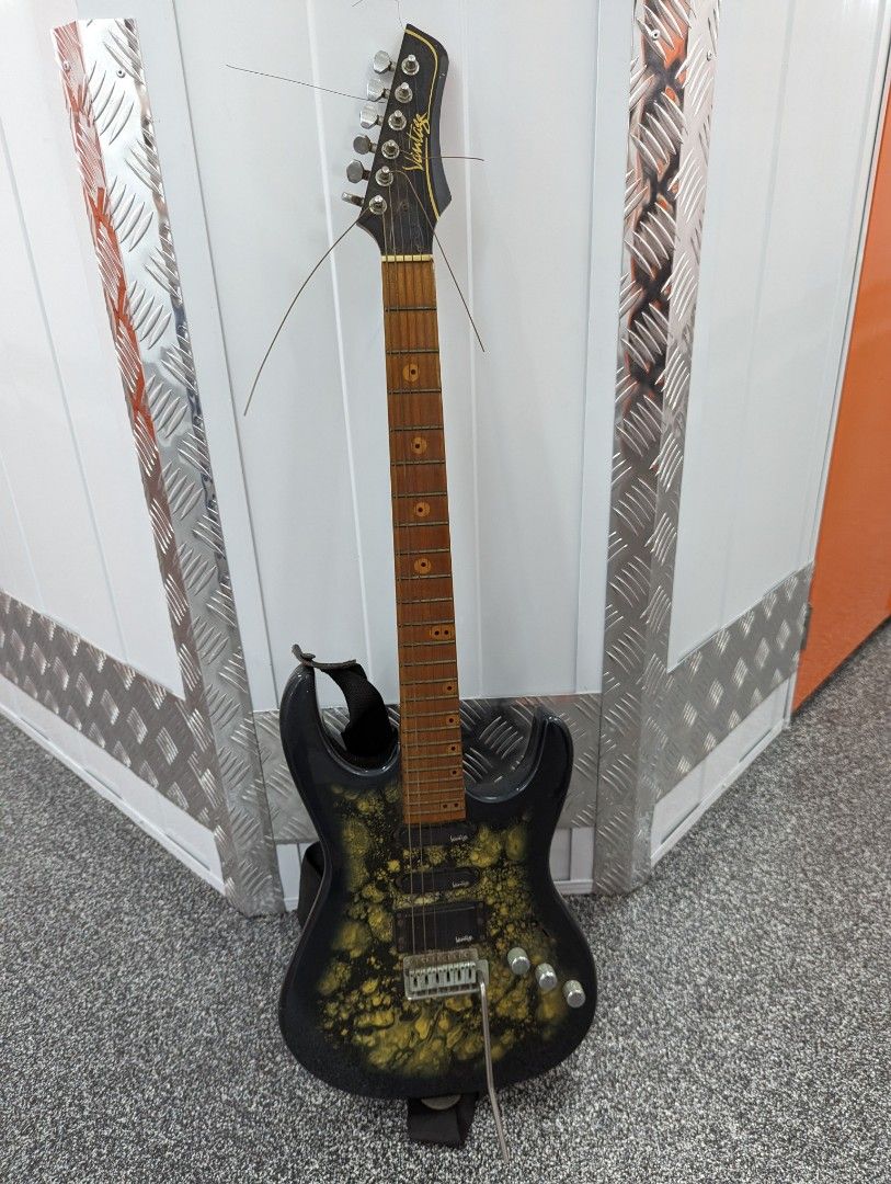 Rare Vantage Electric Guitar, Hobbies & Toys, Music & Media, Musical