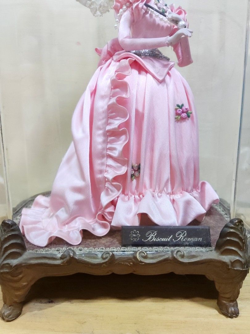 Vintage Biscuit Roman Display enclosed in Acrylic case, Hobbies