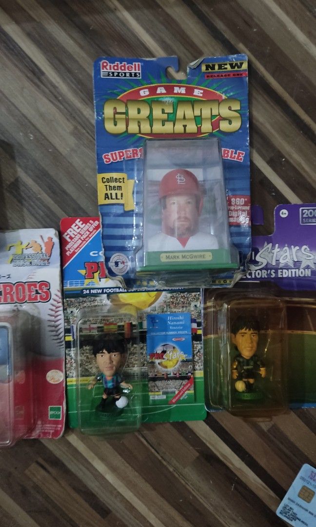 Figurines Microstars Corinthians En Métal Argenté - Saison