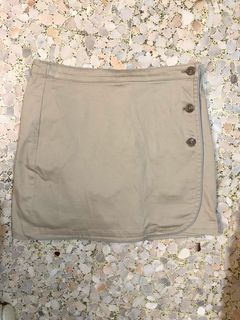 (Category: ) located in . Submitted by vte.closet (Listing ID 1237325244, Image 1). Description: .