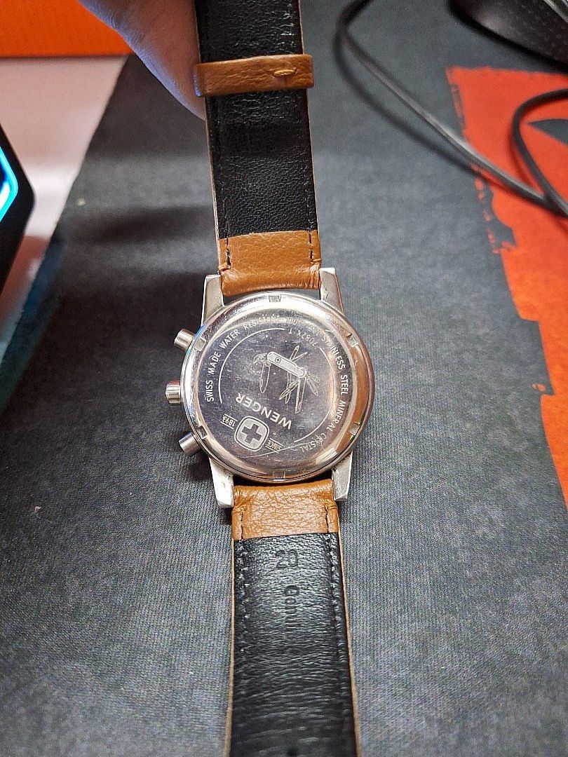 Wenger 7082x top