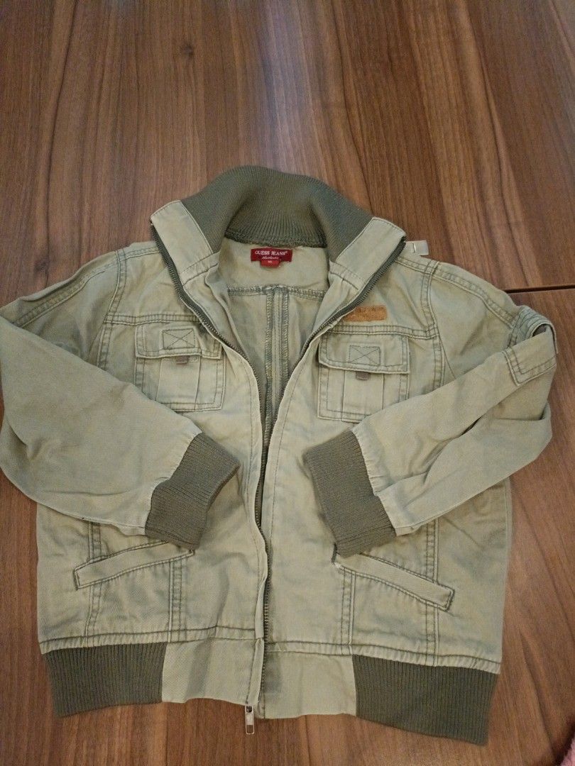 Winter Jacket (Category: Babies & Kids Fashion) located in Singapore. Submitted by ht6682 (Listing ID 1237217047, Image 3). Description: Forever 21 USA. for 6-8Y $20. Guess Jeans Jacket $20 6-8Y. Rainbow Sweater $15 6-8Y..