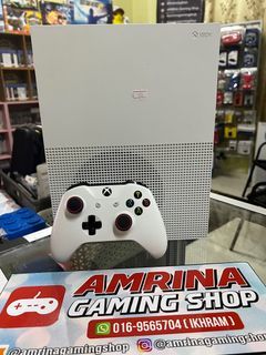 XBOX One S 500gb Full Set Nobox 1 month warranty