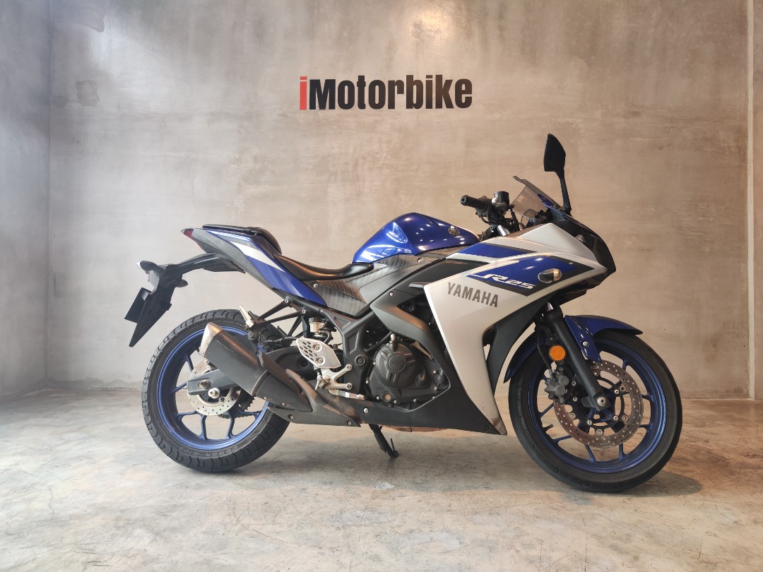 Yamaha YZF-R25 V1 (2015) - Great condition!!!, Motorbikes on Carousell