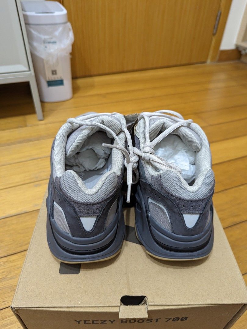 Yeezy 700 clearance size 11.5