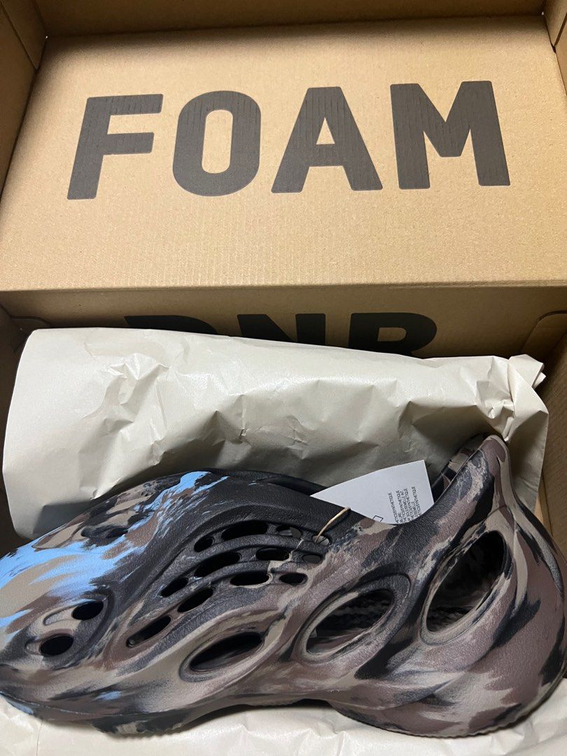 Yeezy Foam Runner MX Cinder, Men's Fashion, Footwear, Sneakers on Carousell