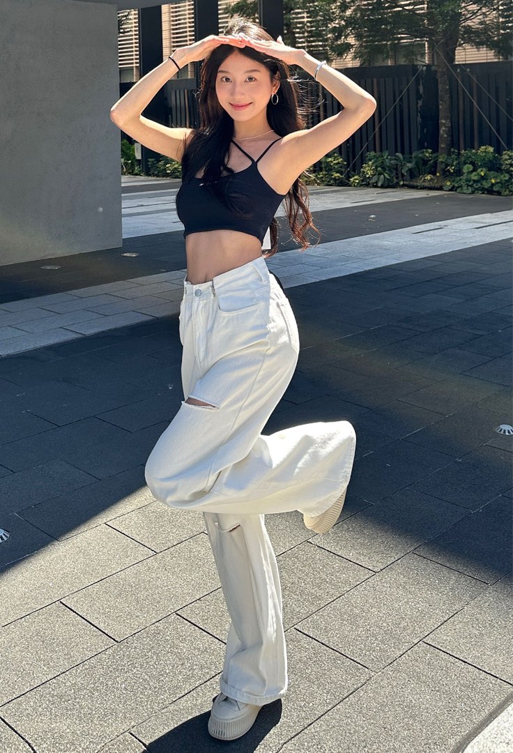YUYU Active Rapper Denim in White, Women's Fashion, Bottoms, Jeans ...