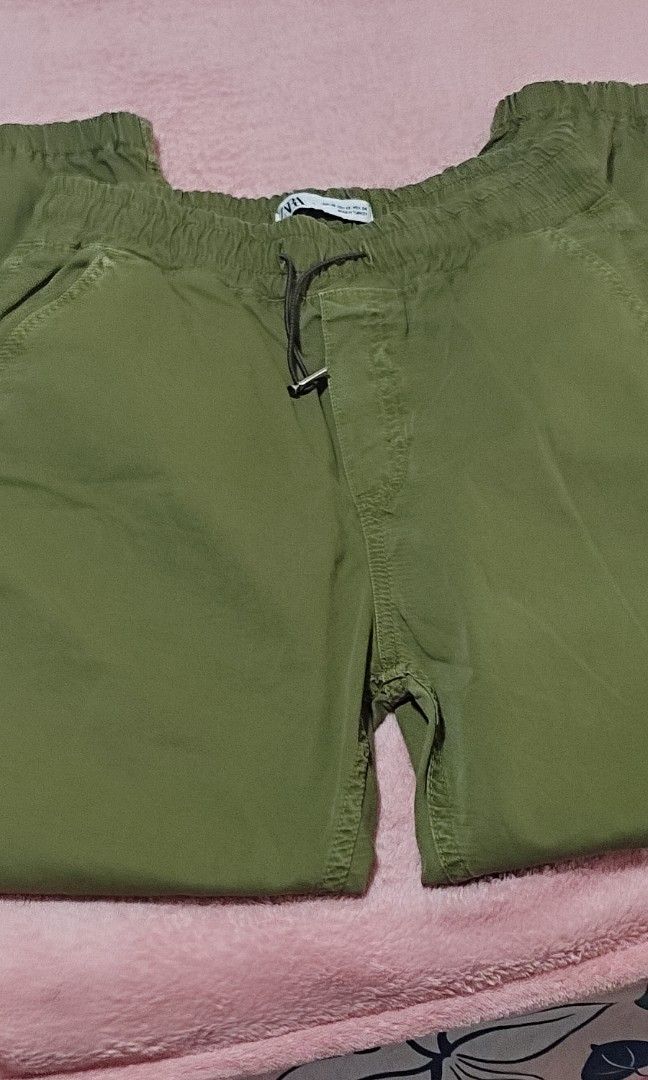 Zara Cargo Pants, Women's Fashion, Bottoms, Jeans & Leggings on Carousell