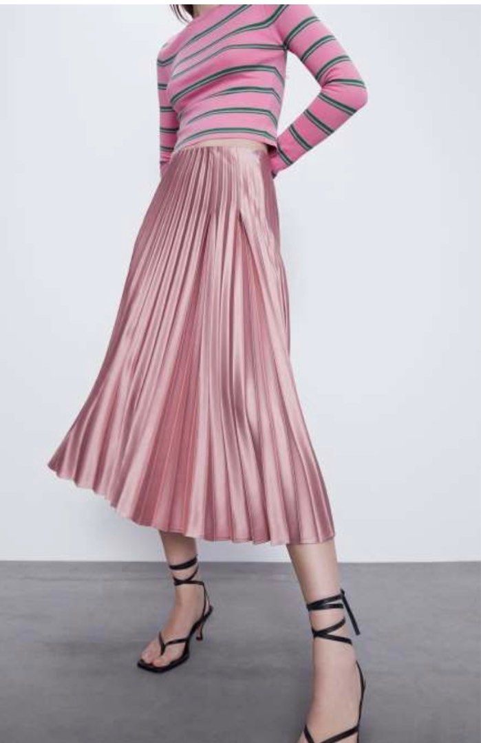 Dress with cheap pleated skirt zara