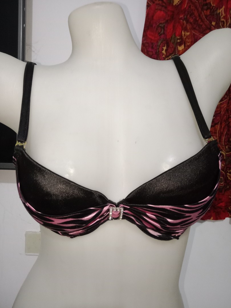 32a CRAZY GIRL PUSH UP BRA, Women's Fashion, Undergarments