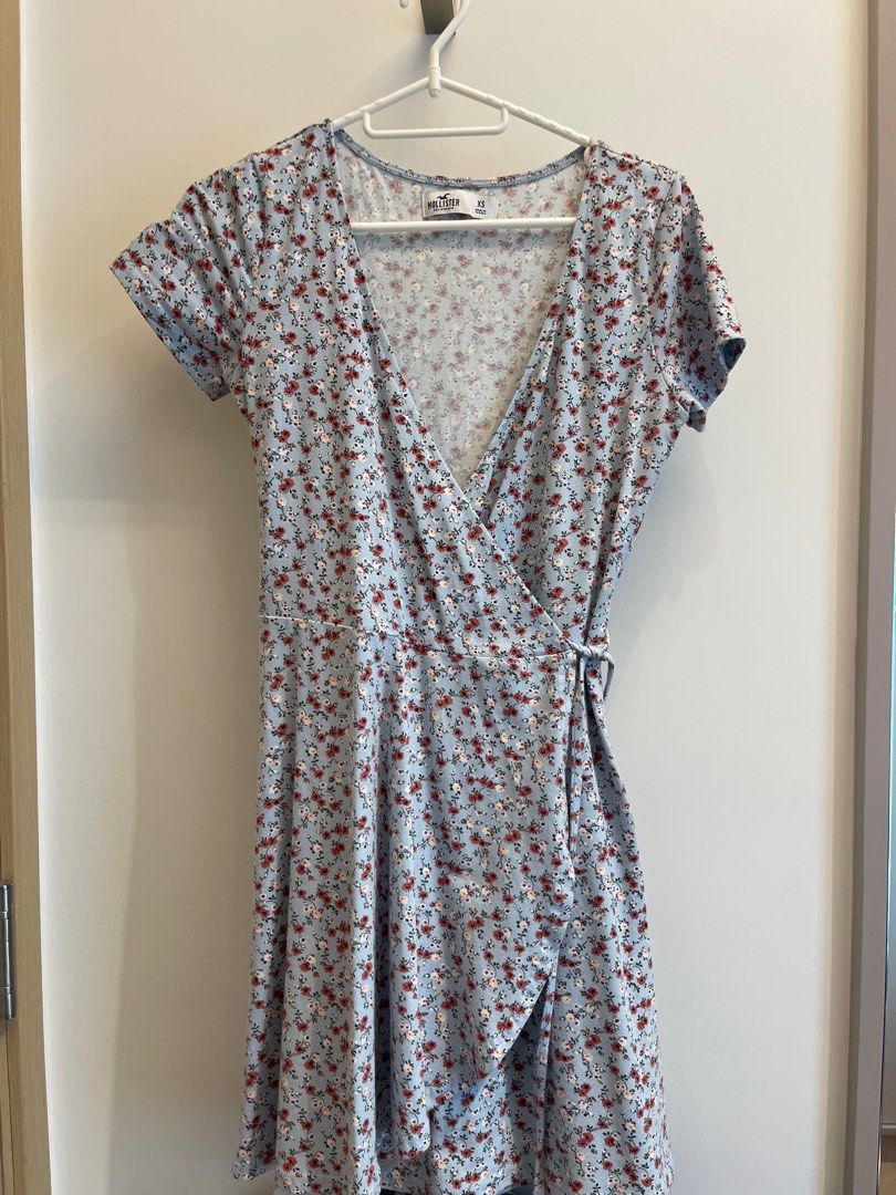 hollister wrap dress xs Carousell