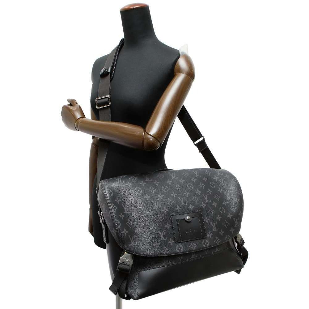 Monogram Eclipse Messenger Voyage MM M40510 LOUIS