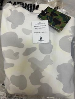 A BATHING APE