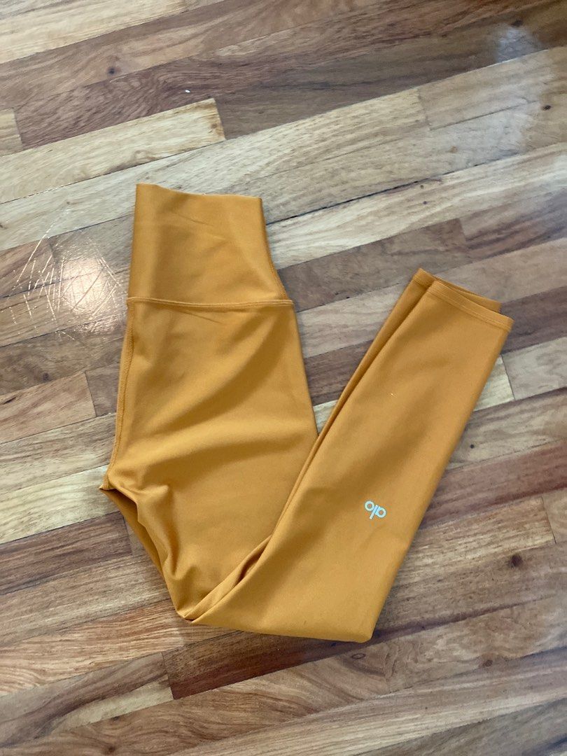 alo yoga high waist 7 8 airlift legging in BRONZE Women s Fashion